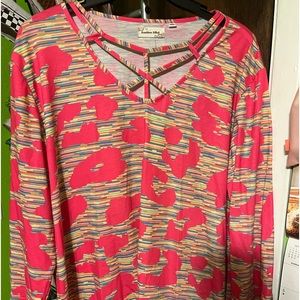 2X Southern Stitch hot pink pattern multi color blouse